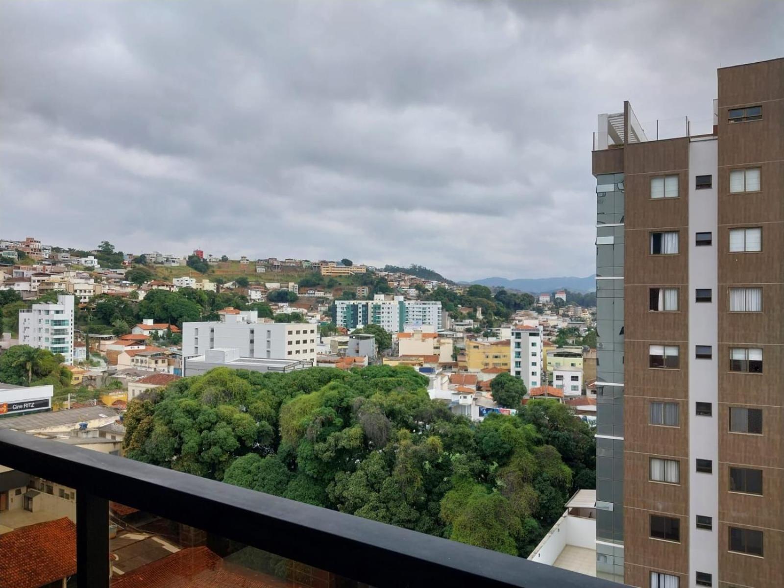 Apartamento Luxo No Centro Ubá Exteriör bild